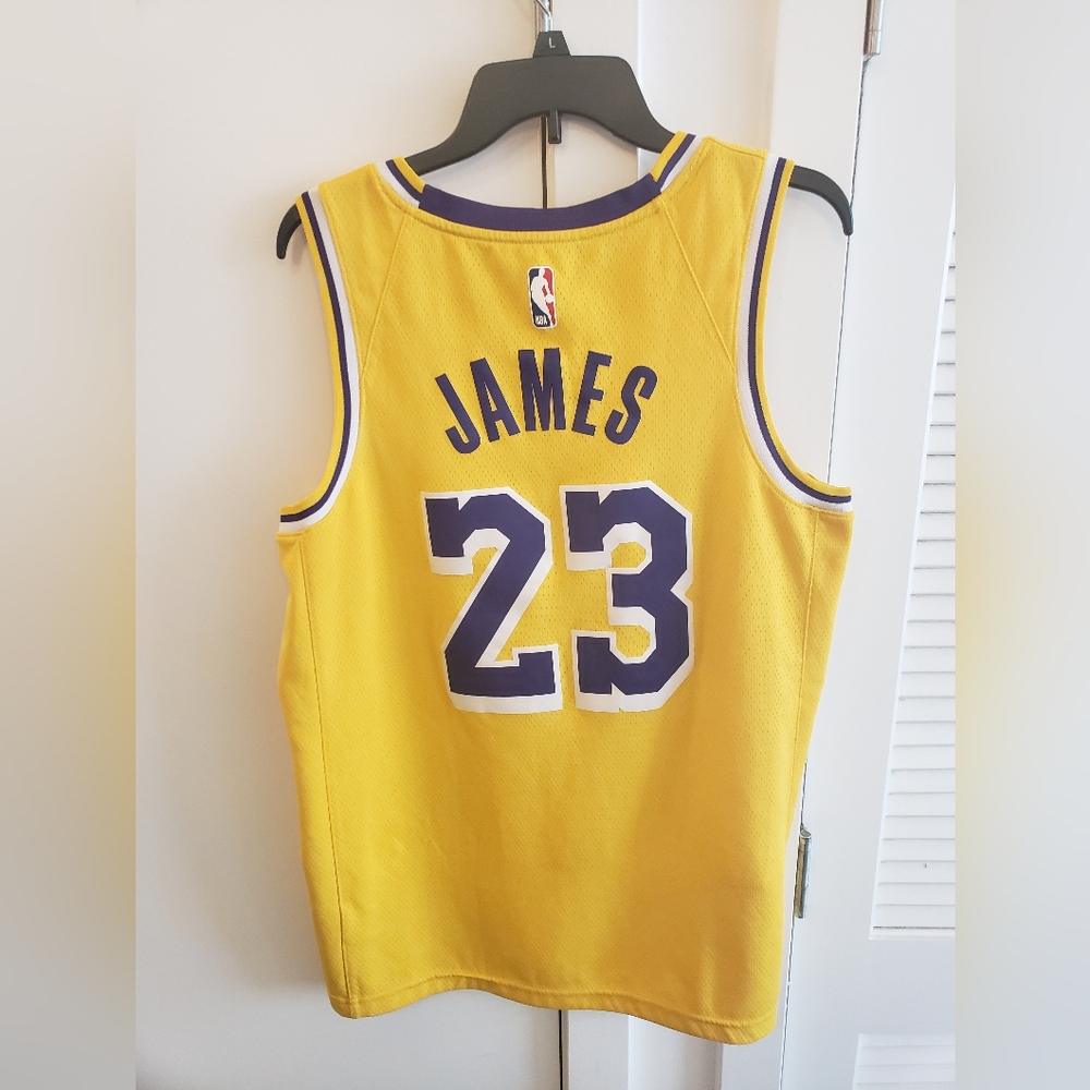 Lebron James Lakers Yellow Basketball Jersey with Purple Accents Mens Large Nike